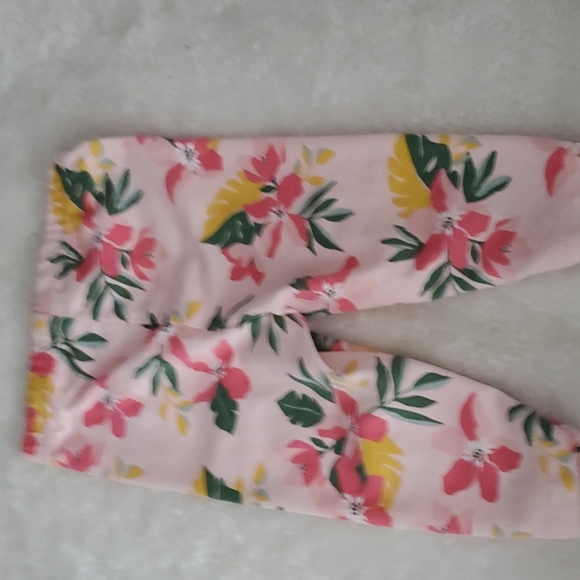 Carter's 2 piece floral set 3 mo and 1 piece yellow and blue with flowers 6 mo - Picture 4 of 8